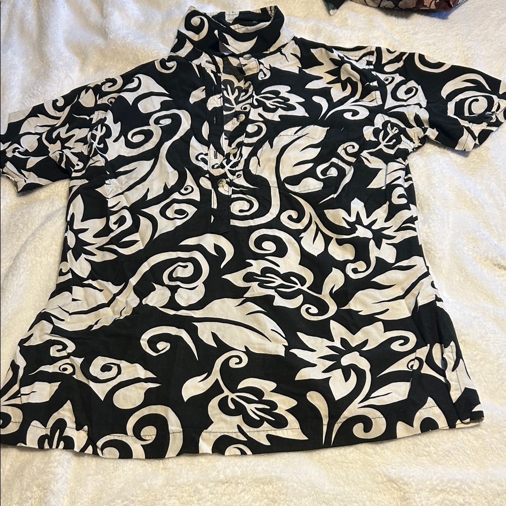 Stylish Black and White Women's Blouse